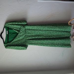 🌼 WAYF Daisy Dress